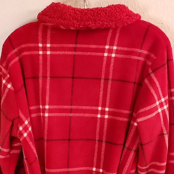 MARTHA STEWART Plush ONE SIZE red-white-black colors  (B3) - Picture 5 of 11